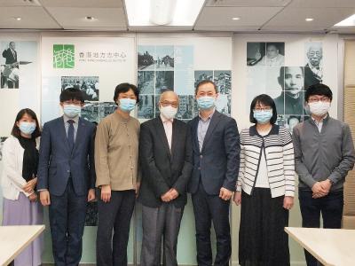 教育局代表到訪中心